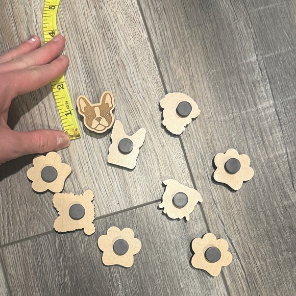 9 piece set Wooden Dog Breed Magnets Crafting Supplies - Picture 3 of 3